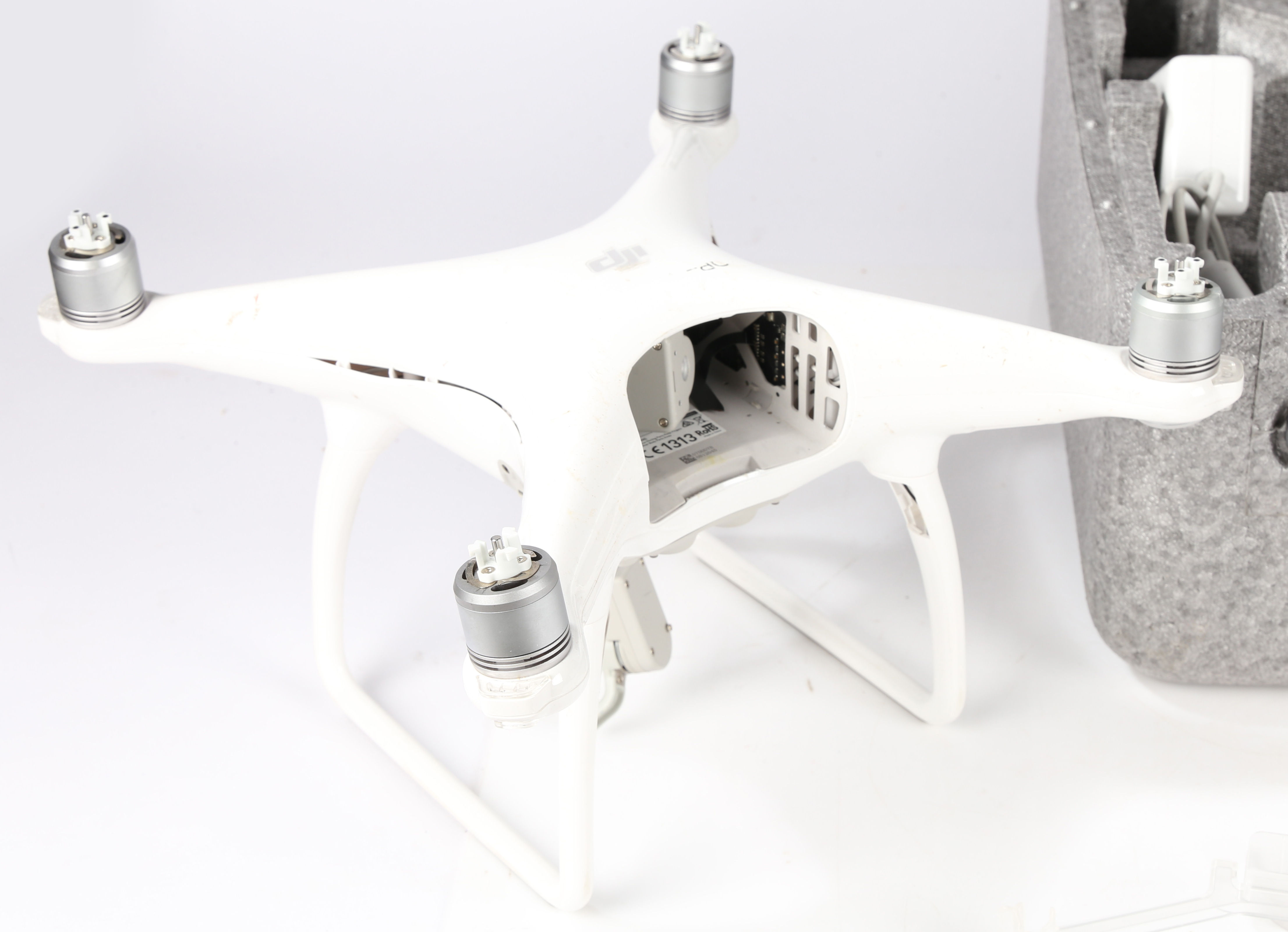 DJI Phantom 4 Drone with fitted carrying case, controller, charger, manual, etc. (damaged, - Image 5 of 5