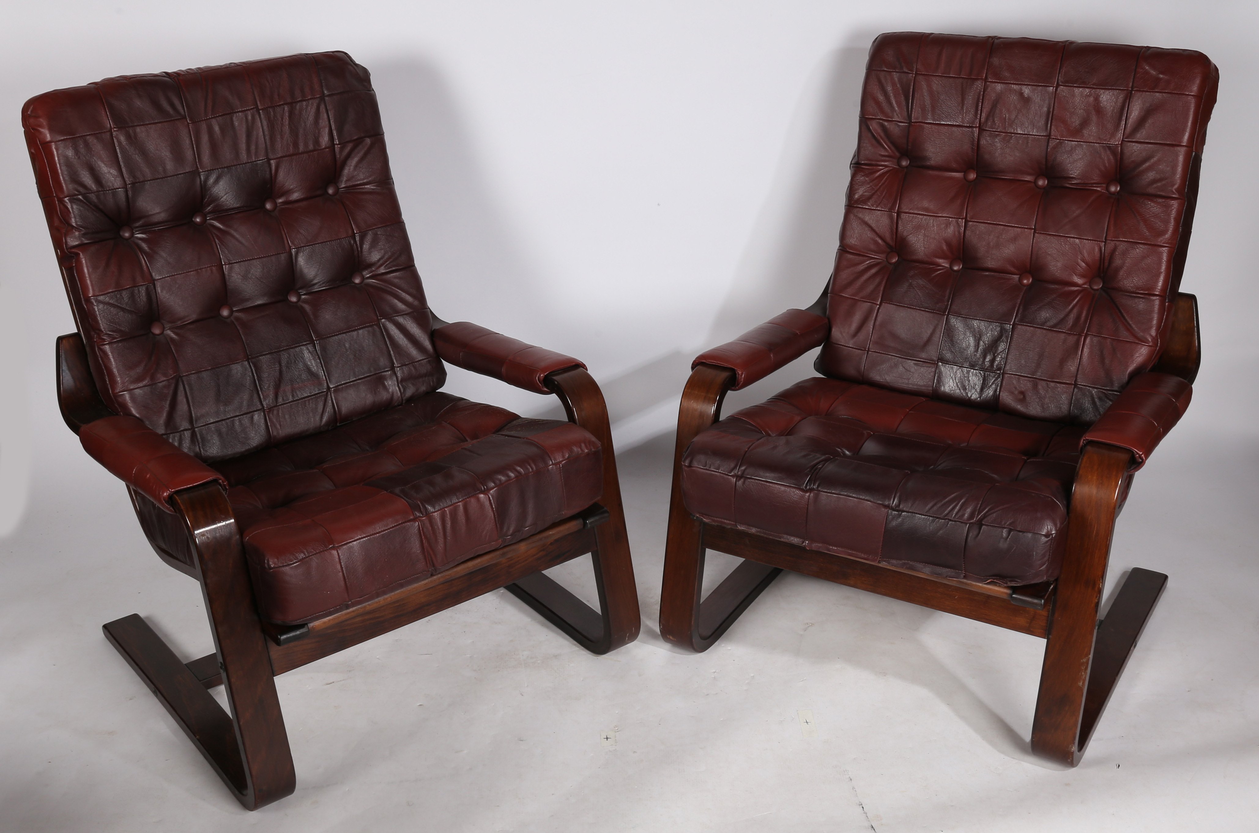 A mid 20th Century Scandinavian leather and bent wood three piece suite, comprising of a three - Image 5 of 10
