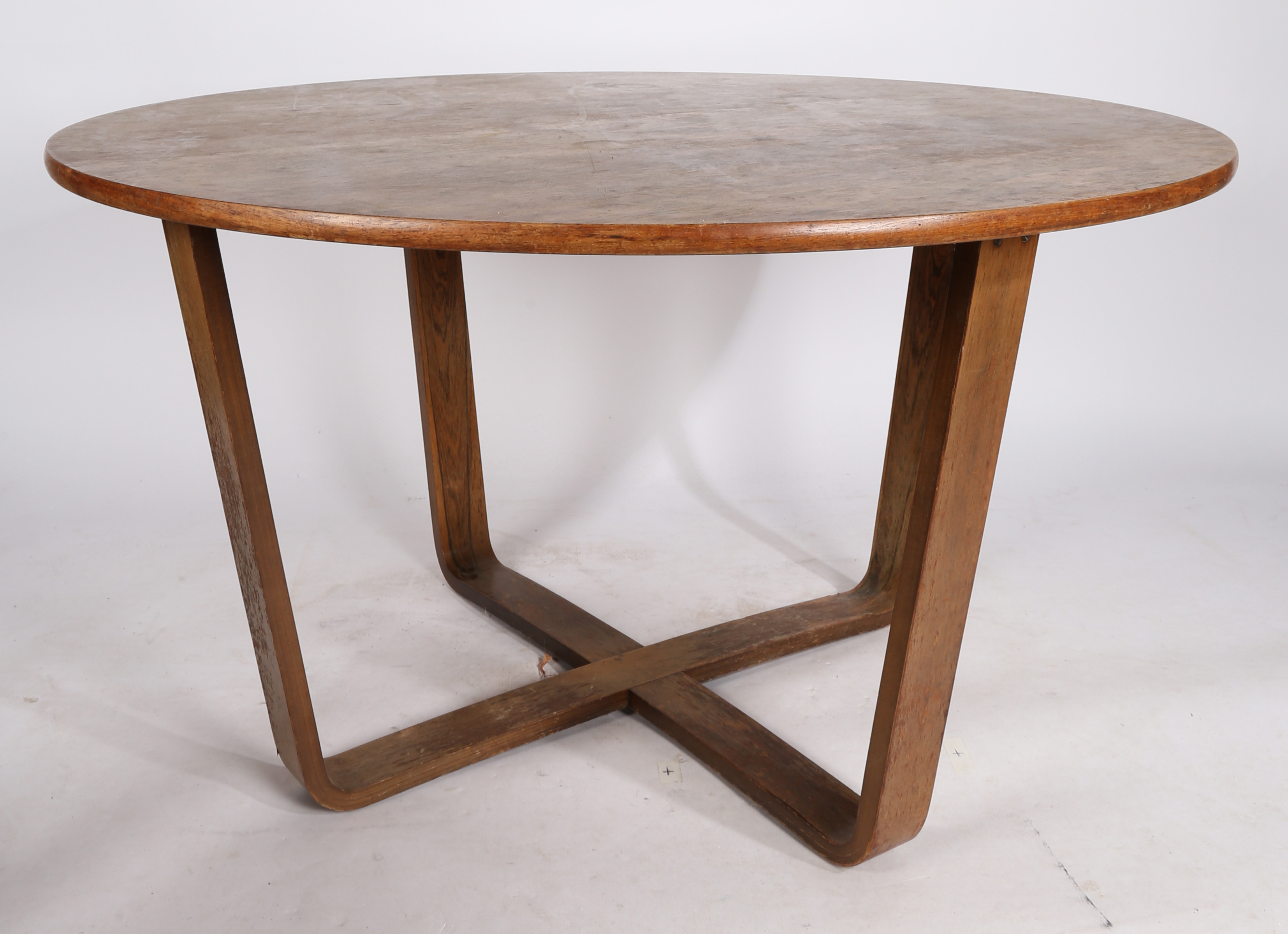 A mid 20th Century teak circular dining table. 122cm diameter, 69cm height. - Image 2 of 4