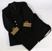 British Merchant Navy Officers Uniform, Merchant Navy buttons to front, Captains rank insignia to