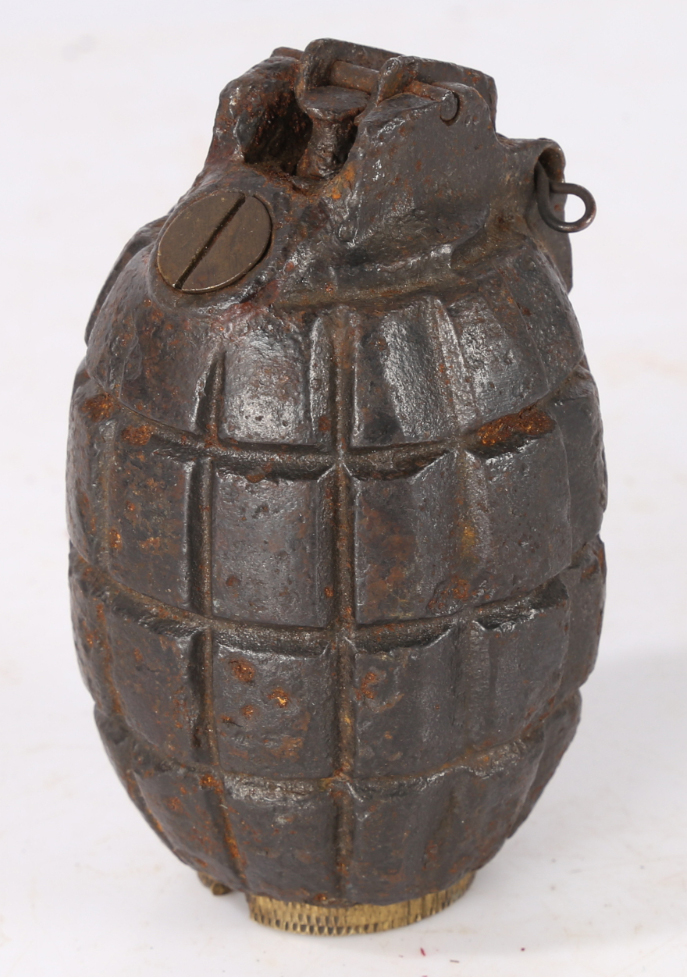 First World War British No.5 Grenade,marked on the baseplug 'No 5 Mk I E B W' for Edward Bros, - Image 3 of 5