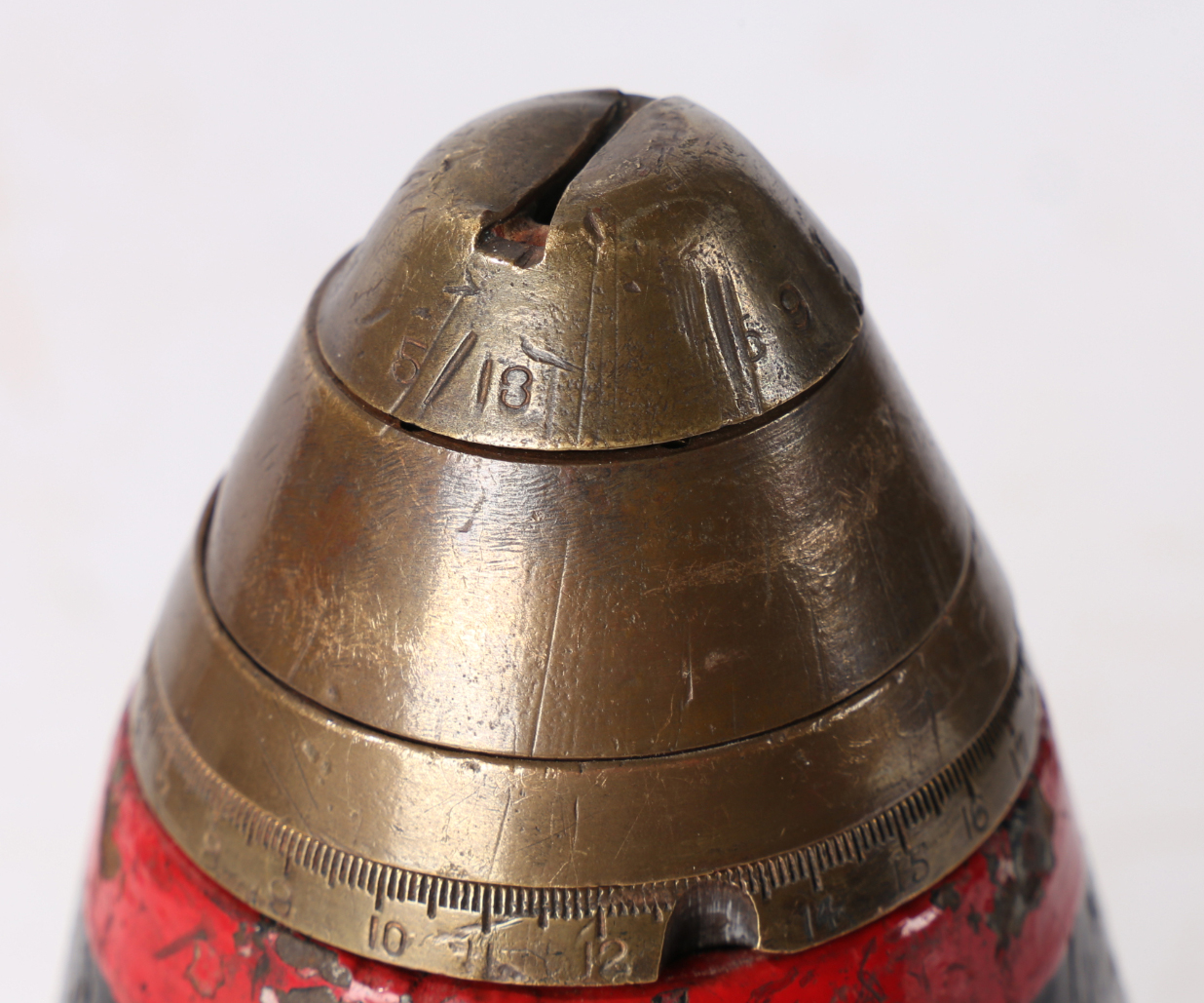 First World War British large calibre shell projectile with No.94 Fuze dated 5/18, inert - Image 6 of 6