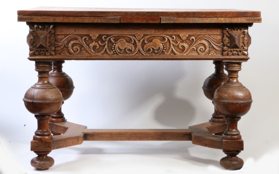 An oak draw-leaf table, in the Dutch 17th century manner, Having a fully-cleated top and end leaves, - Image 2 of 2