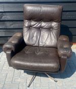 Leather swivel armchair by Nili Stoppmobler, Denmark, circa 1970's, height 90cm