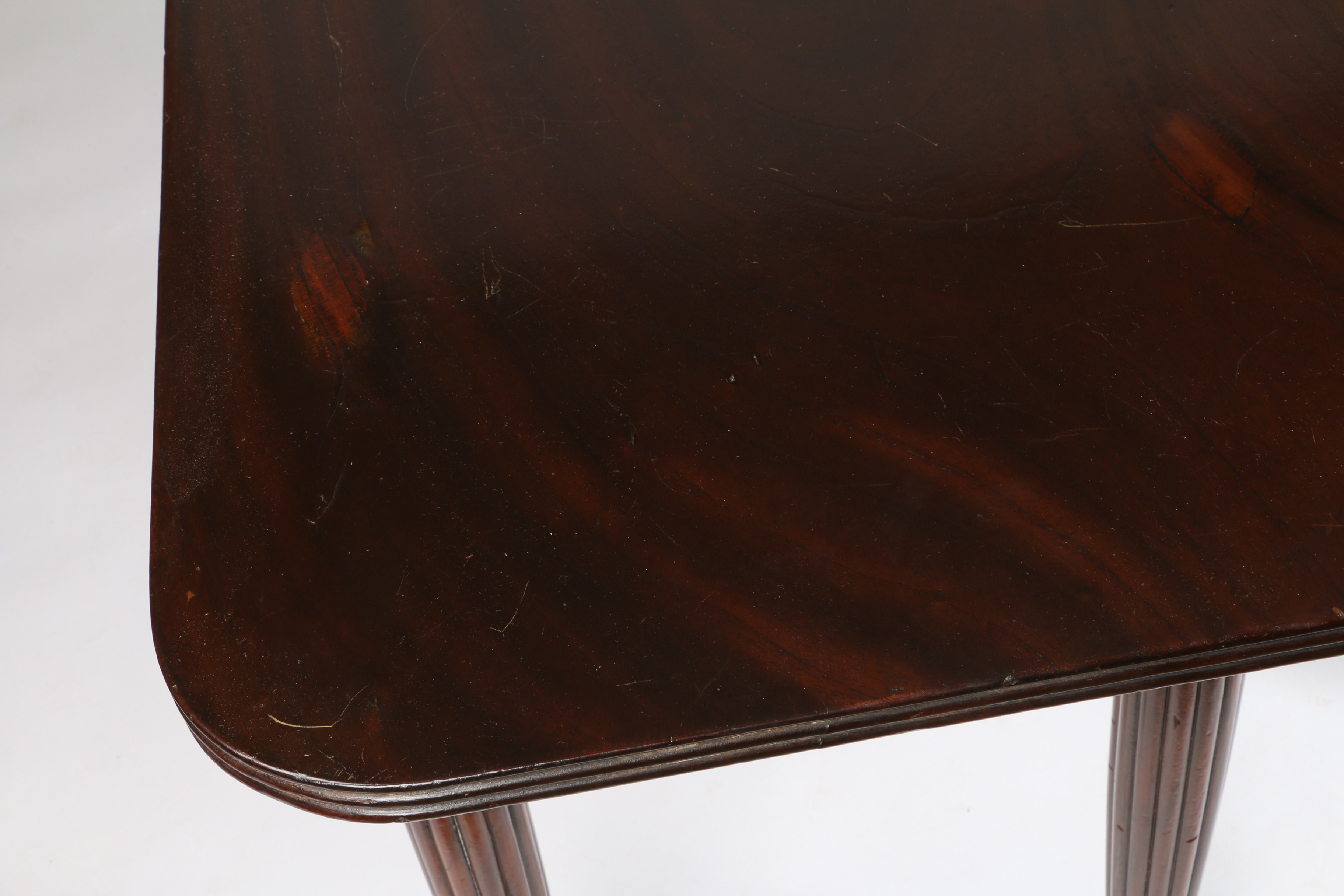 George III mahogany campaign style dining table, the rectangular top with reeded edge and rounded - Image 2 of 4