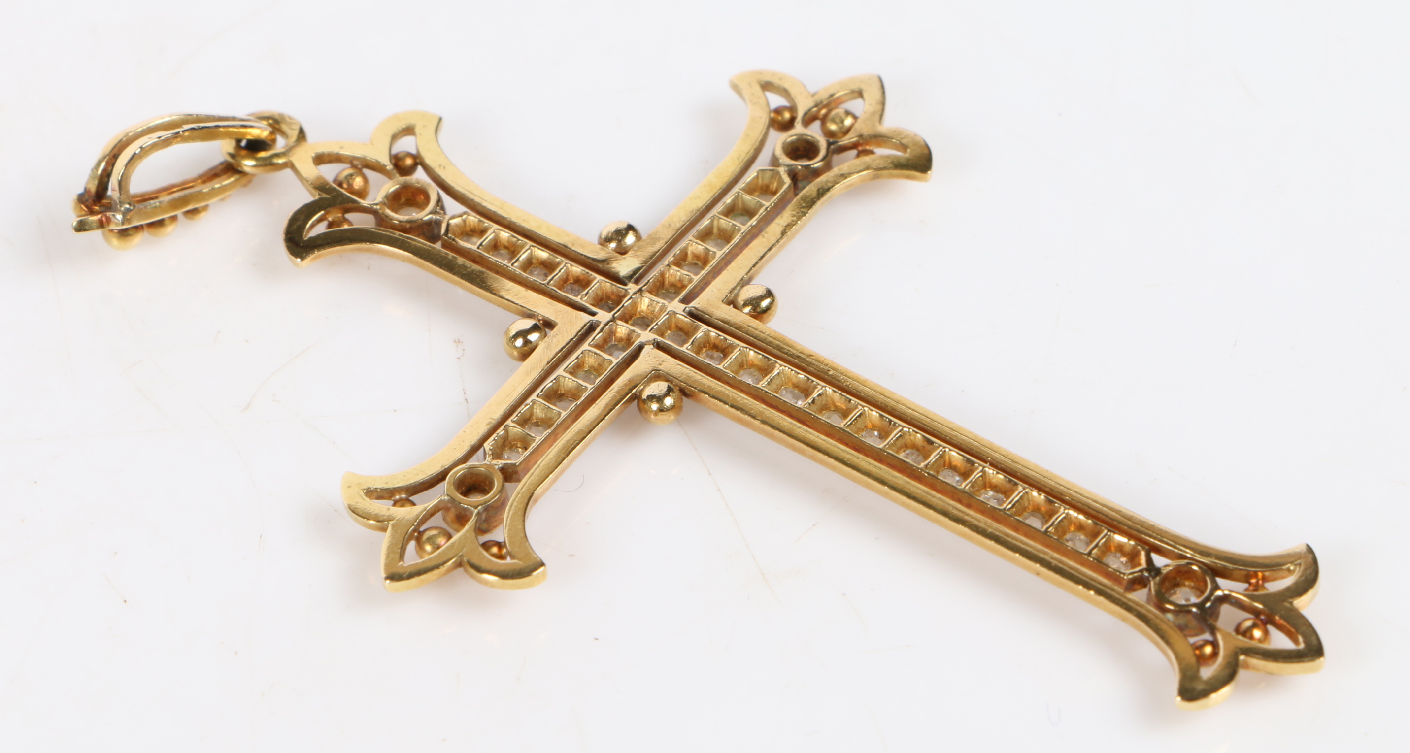 A French gold and diamond mounted cross pendant, the beaded bail above a diamond set cross with - Bild 2 aus 2