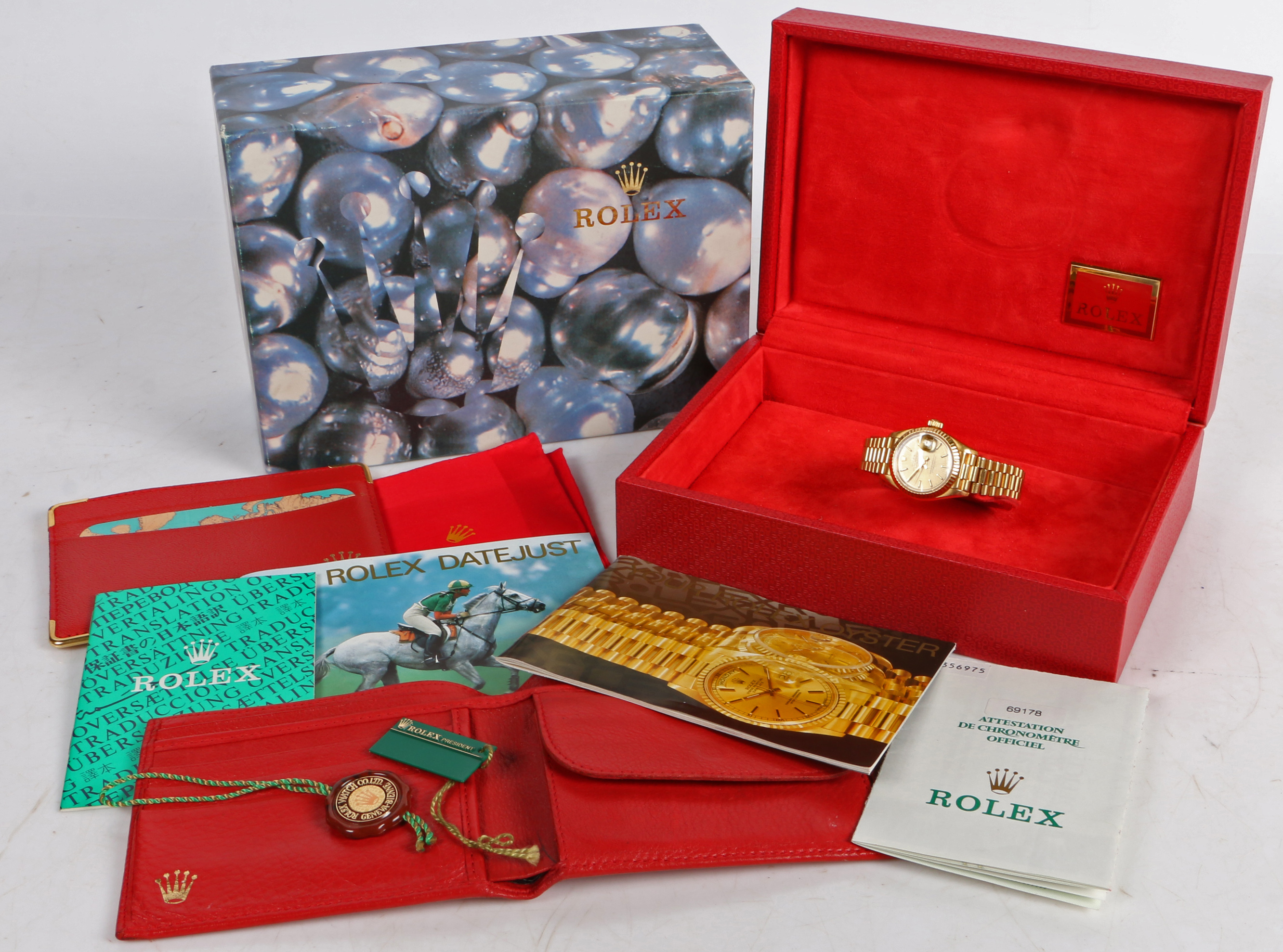 An 18 carat gold Rolex Datejust ladies wristwatch, model no. 69178, case no. T356XXX, circa 1996, - Image 3 of 3
