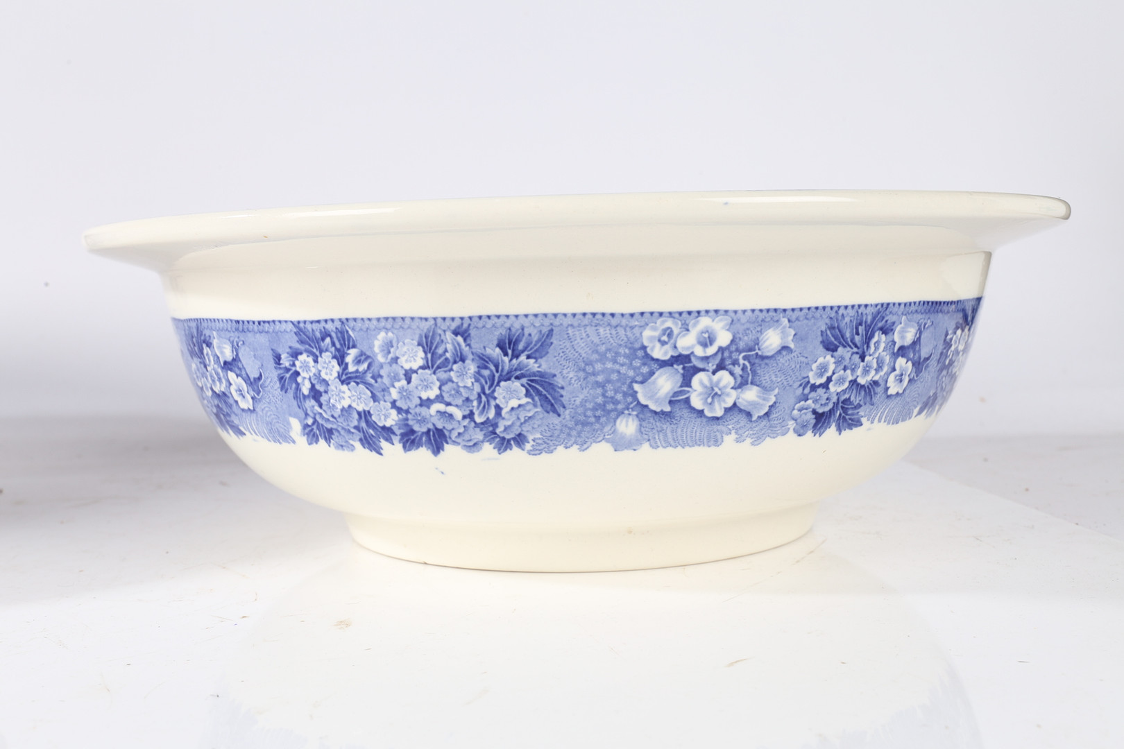 TWO LARGE BLUE AND WHITE TRANSFER DECORTAED BASINS/BOWLS. - Image 9 of 11