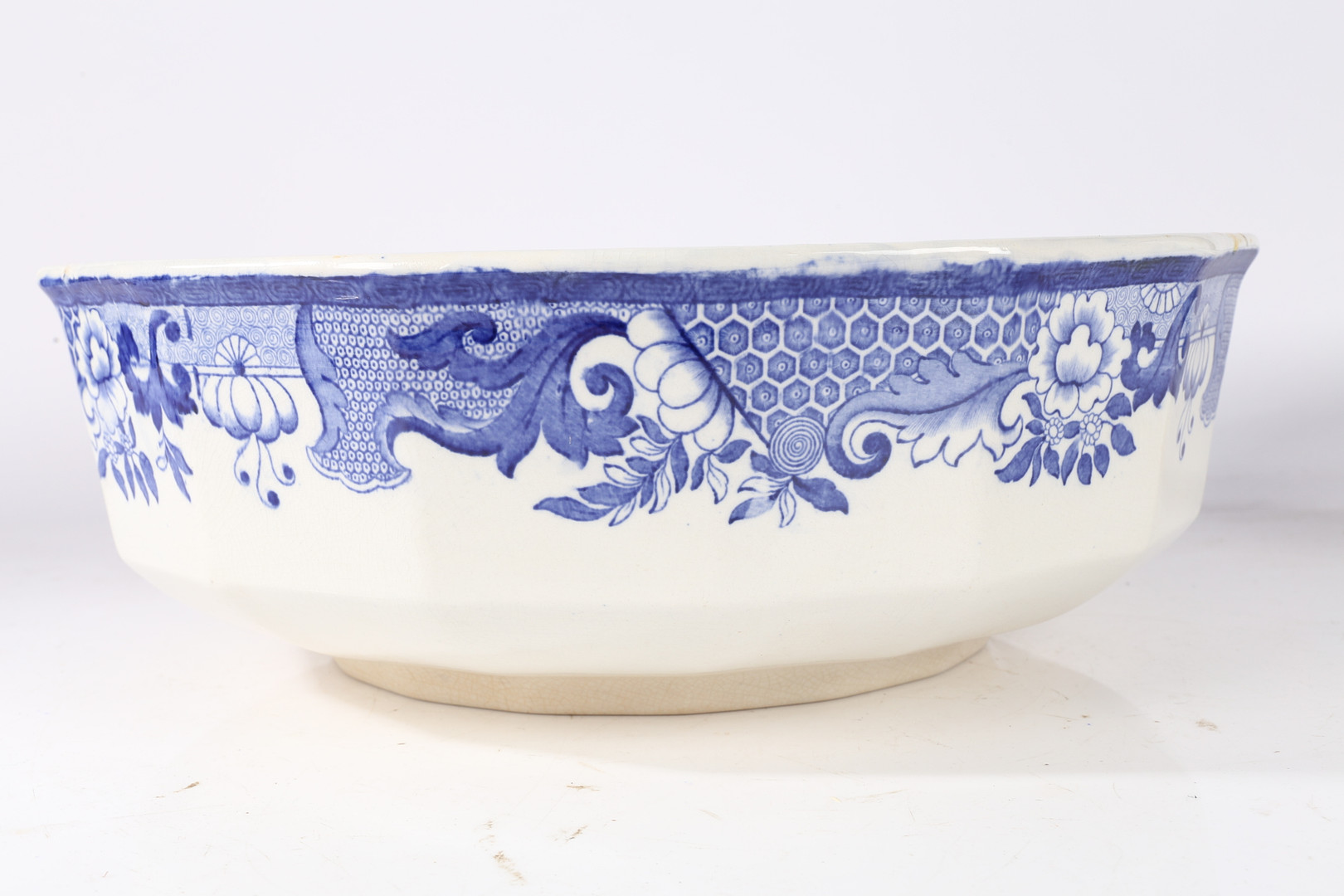 TWO LARGE BLUE AND WHITE TRANSFER DECORTAED BASINS/BOWLS. - Image 6 of 11