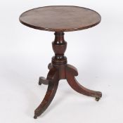 A 19TH CENTURY MAHOGANY OCCASIONAL TABLE.