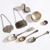 A COLLECTION OF SILVER AND PLATE, VARIOUS DATES AND MAKERS.