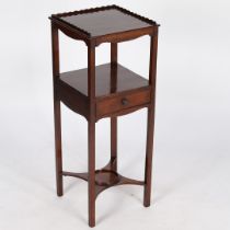 A GEORGE III MAHOGANY WASH STAND.