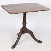 A GEORGE III MAHOGANY OCCASIONAL TABLE.