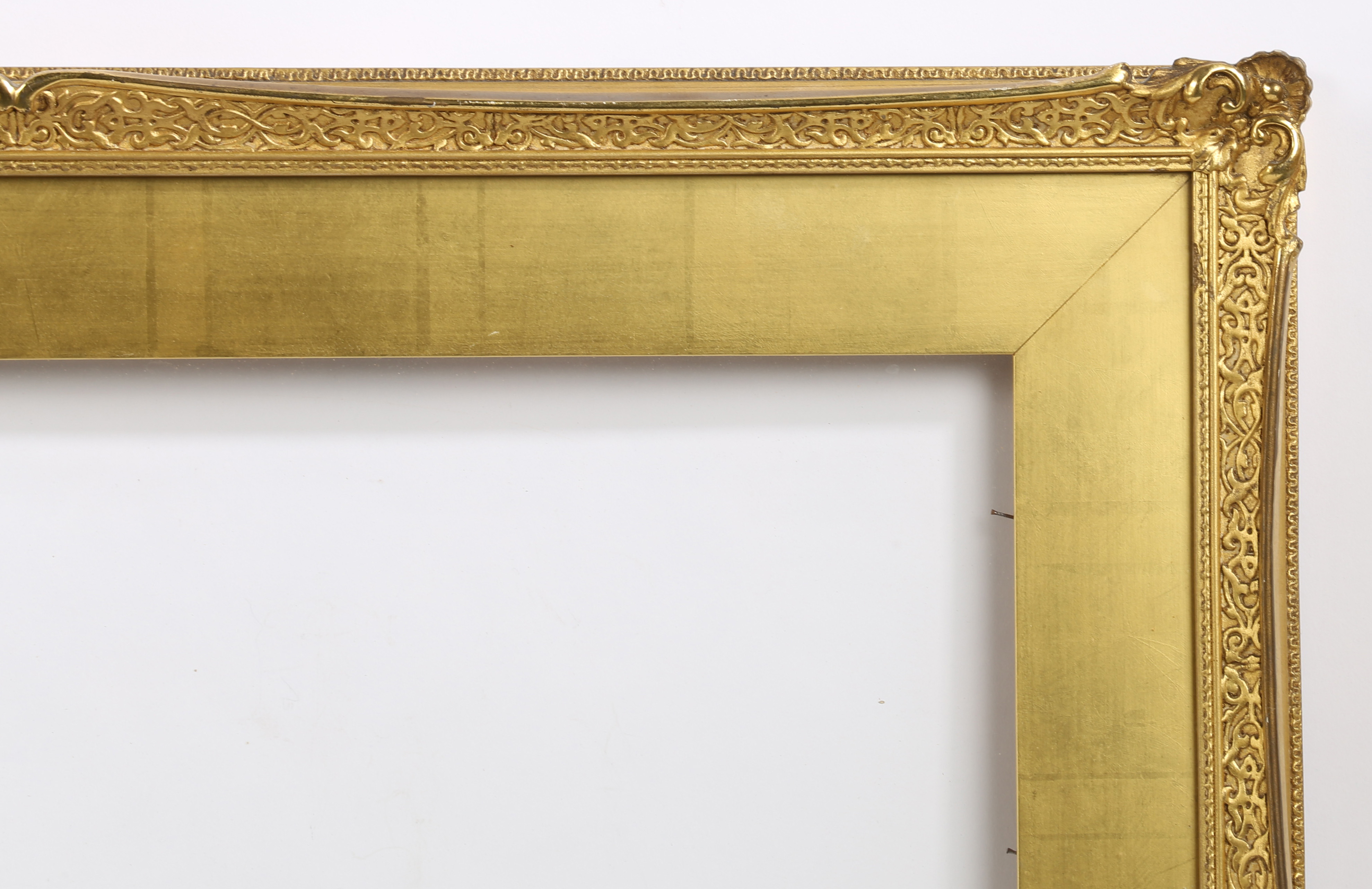 19th century English swept watercolour frame with corners and centre - rebate size 24in x 19in