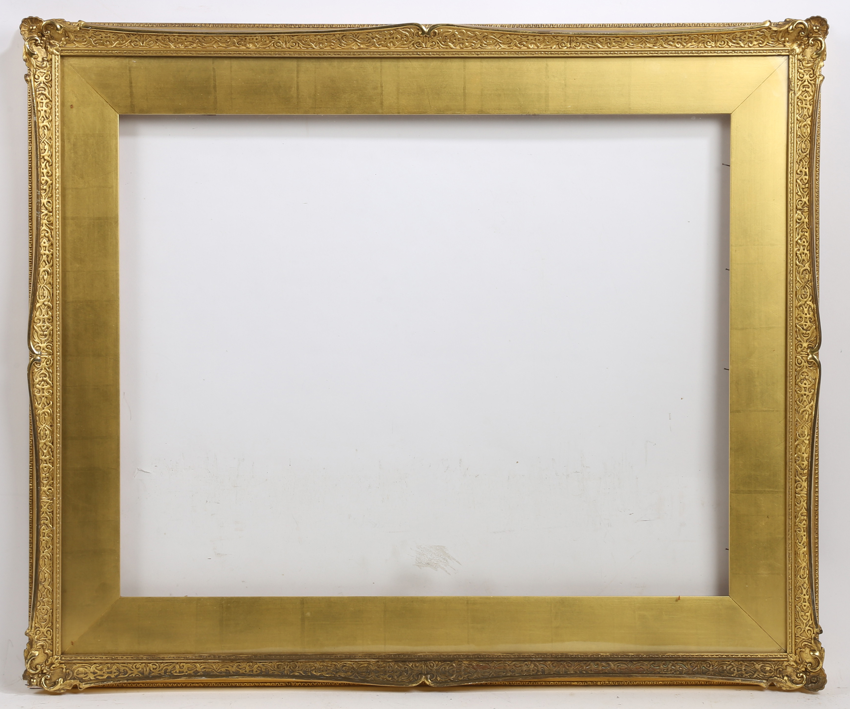 19th century English swept watercolour frame with corners and centre - rebate size 24in x 19in - Image 3 of 3