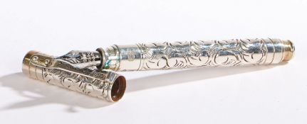 A Yard-O-Led Viceroy silver cased fountain pen, Birmingham 2018, the body and lid with scroll