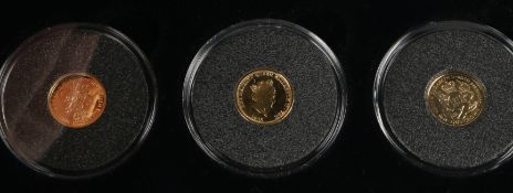 A Jubilee Mint the Royal birthdays solid 9 carat gold three coin collection, cased with certificate