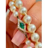 Amazing Pearl Necklace with Emerald and Diamond Clasp
