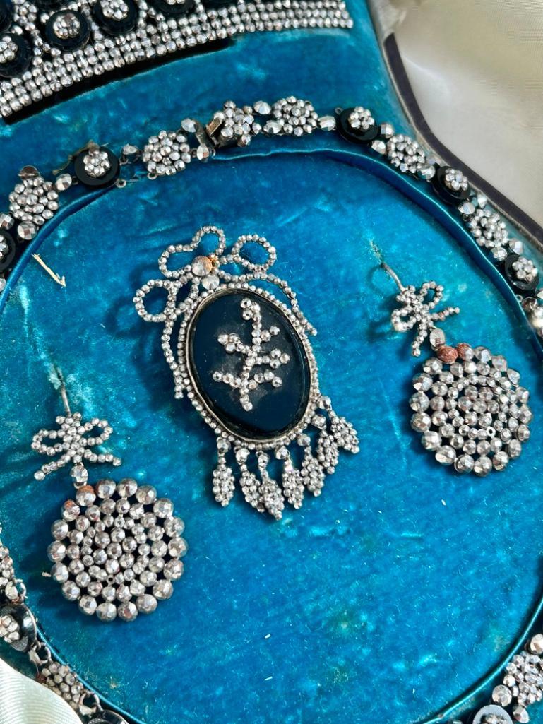 Antique Georgian Cut Steel & Onyx Boxed Set Necklace, Earrings, Brooch & Tiara - Image 3 of 5