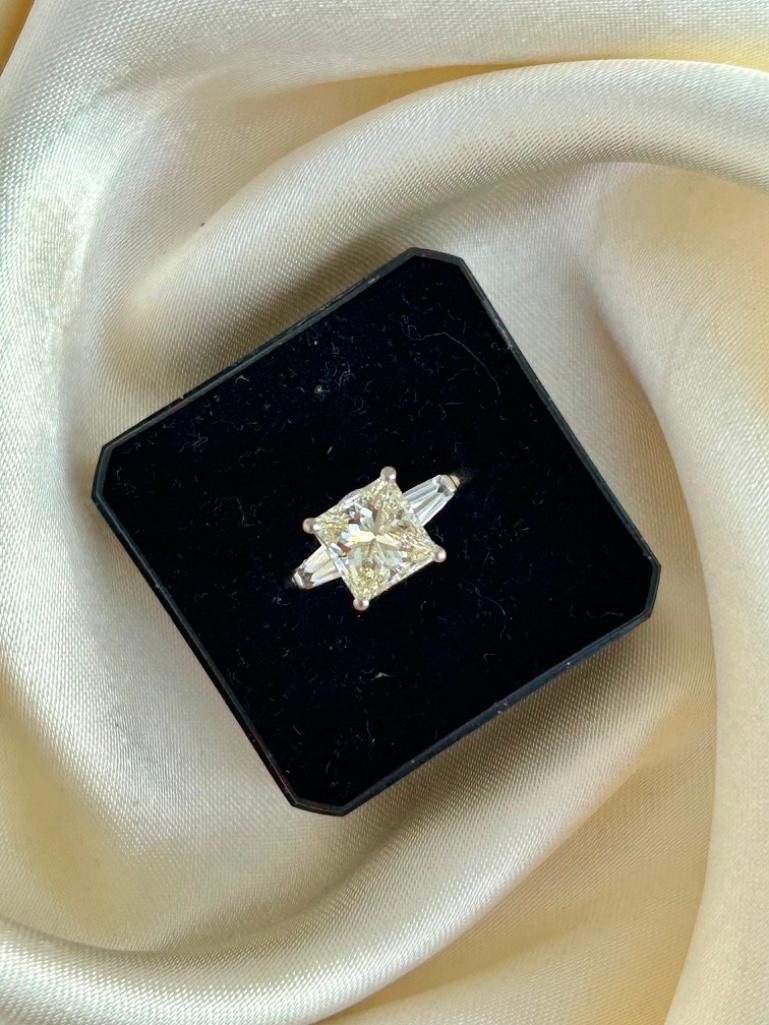 Vintage 2.5 Carat Diamond Princess Cut Ring - Image 5 of 6