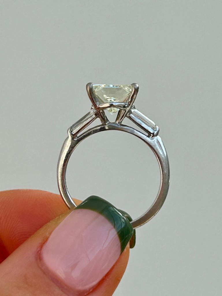 Vintage 2.5 Carat Diamond Princess Cut Ring - Image 4 of 6