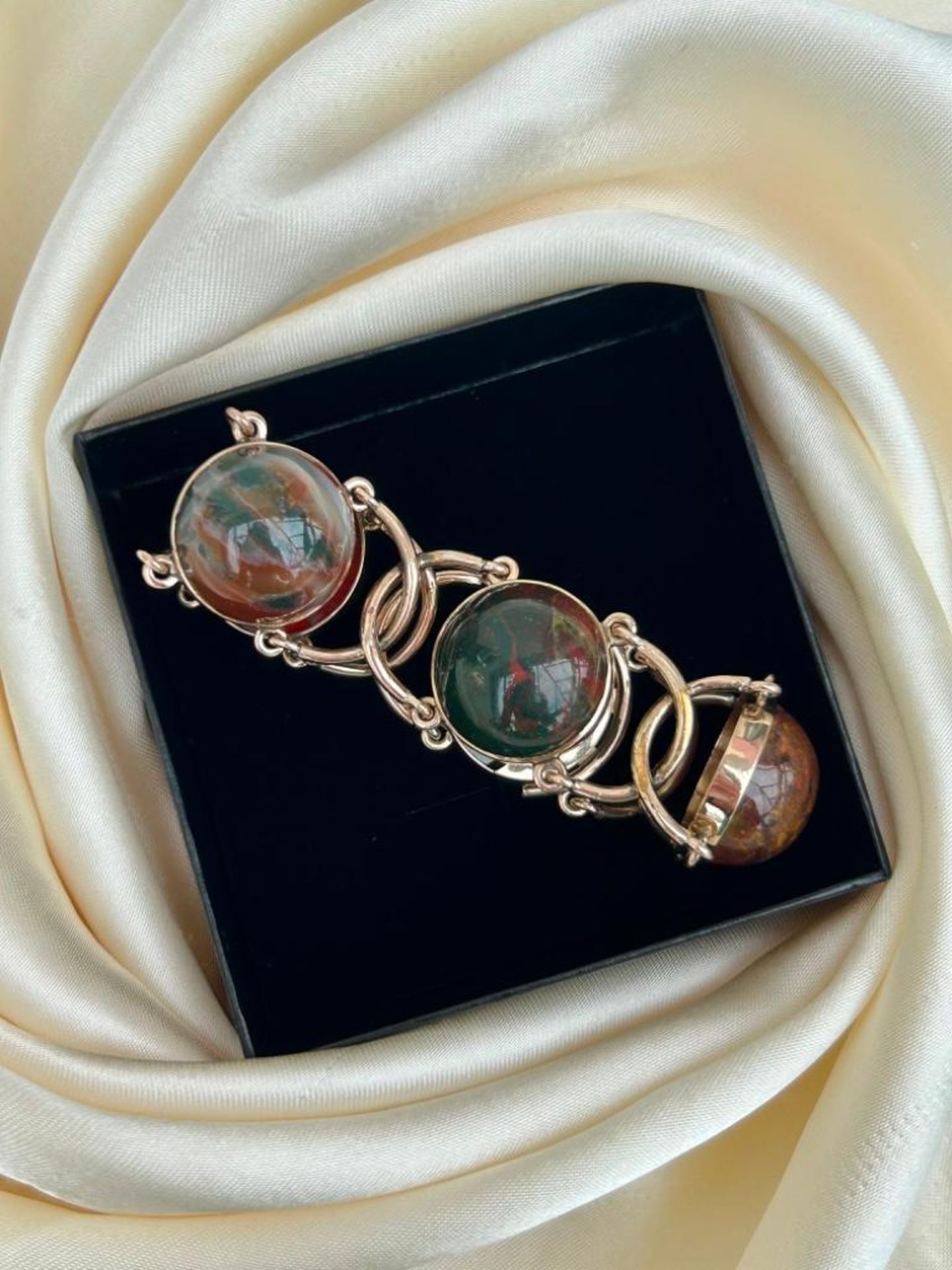 Chunky Antique Agate Bracelet - Image 7 of 10