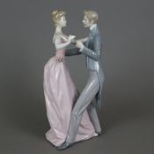 "Anniversary Dance" - Lladro, Spanien, Porzellan, Entwurf: Antonio Ballester (1978), Modellnummer 1