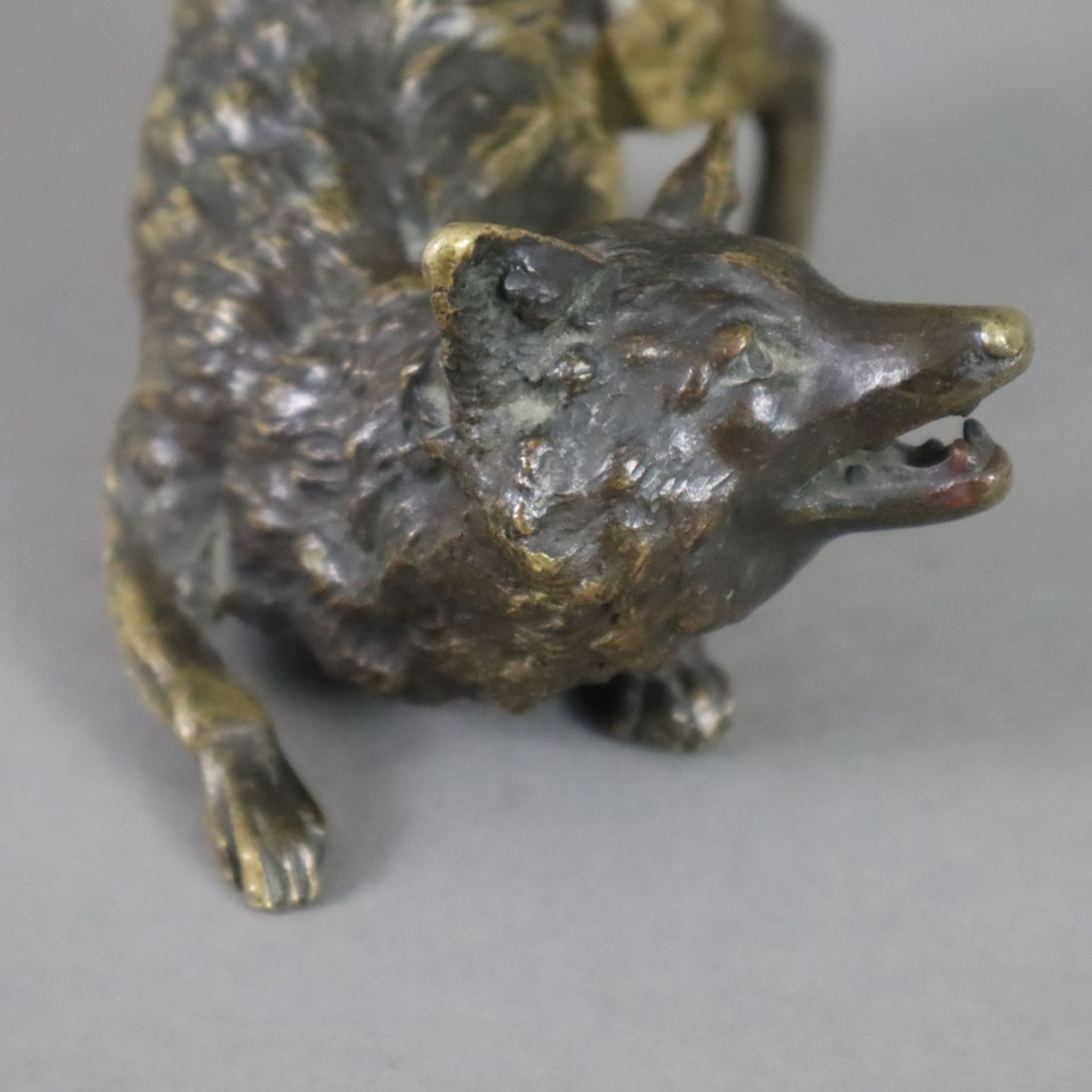 Zwei jagdliche Tierfiguren aus Bronze - Jagdhund & Rotfuchs, vollplastisch gestaltete naturgetreue  - Bild 8 aus 10