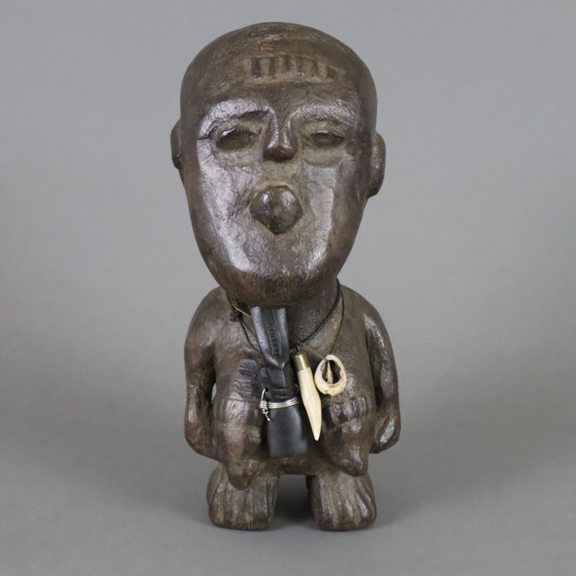 Afrikanische Fruchtbarkeitsfigur - Holz, geschnitzt, stilisierte weibliche Figur, H. ca. 25,5 cm, ä