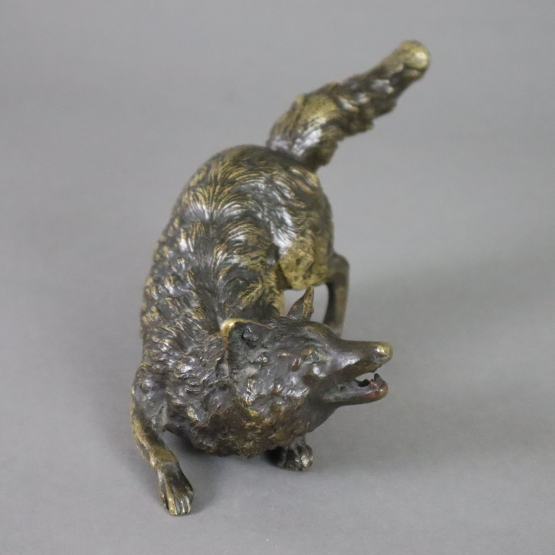 Zwei jagdliche Tierfiguren aus Bronze - Jagdhund & Rotfuchs, vollplastisch gestaltete naturgetreue  - Bild 6 aus 10