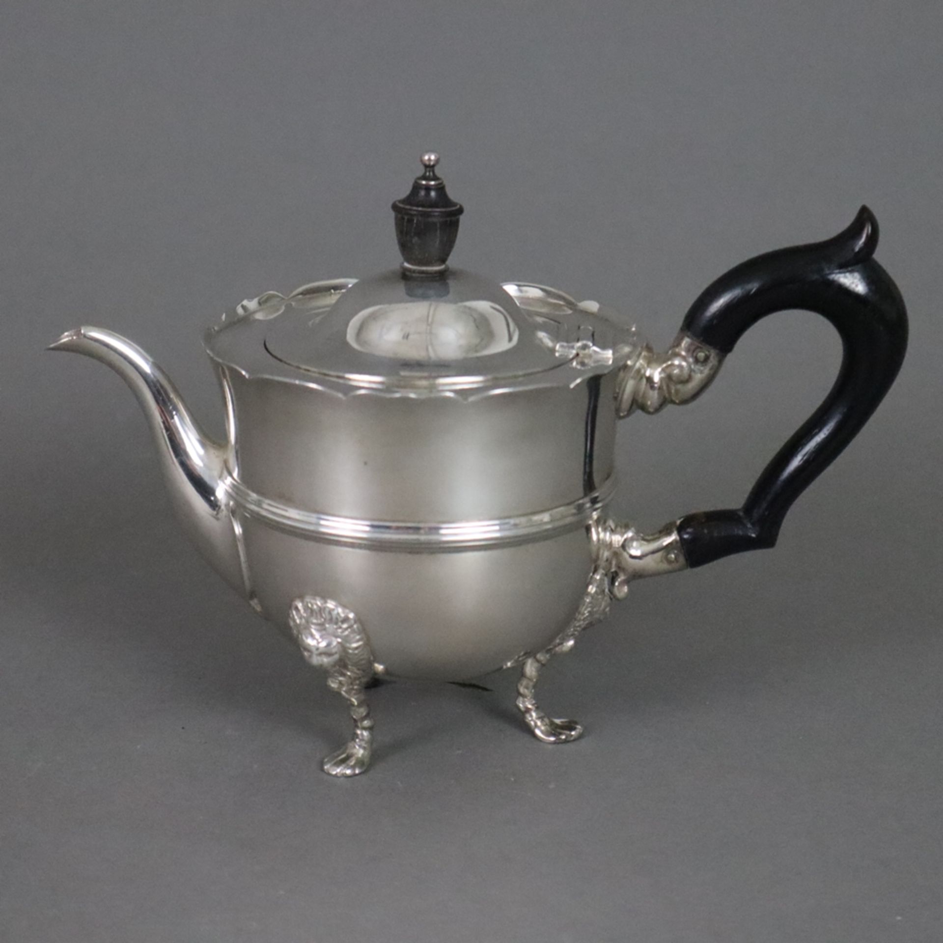 Silber-Teekern - England, 1.Hälfte 20.Jh., Sterling Silber, 3-tlg. bestehend aus Teekanne (0,5 l),  - Bild 2 aus 9