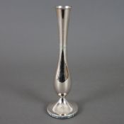 Solifleur-Vase - Wilkens, 835er Silber, Stand mit Perlstabrelief, gestempelt „Wilkens, Firmenzeiche