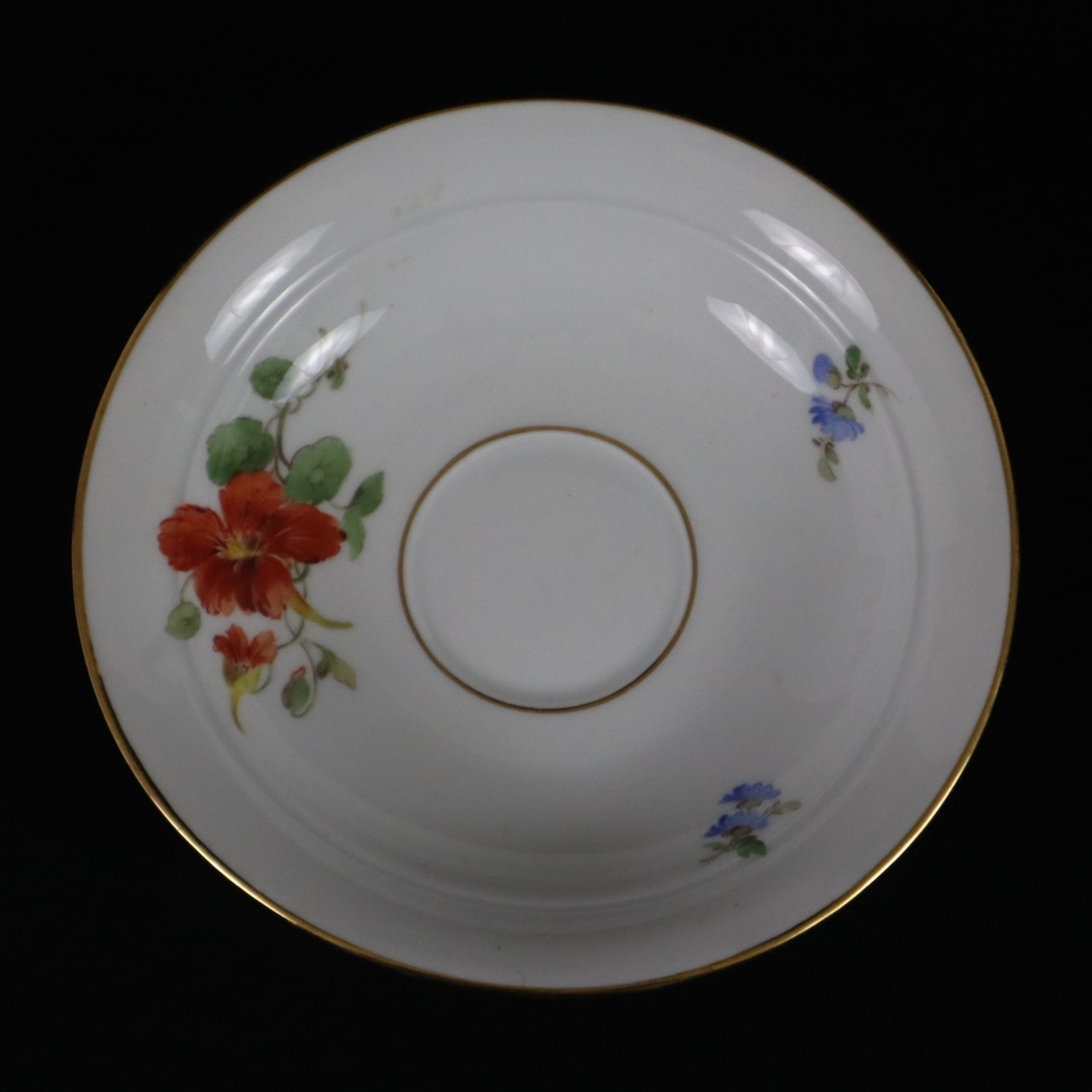 3-tlg. Gedeck mit Blumenmalerei - Meissen, Knaufzeit (1850-1924), Porzellan, polychrome Bemalung mi - Bild 5 aus 8