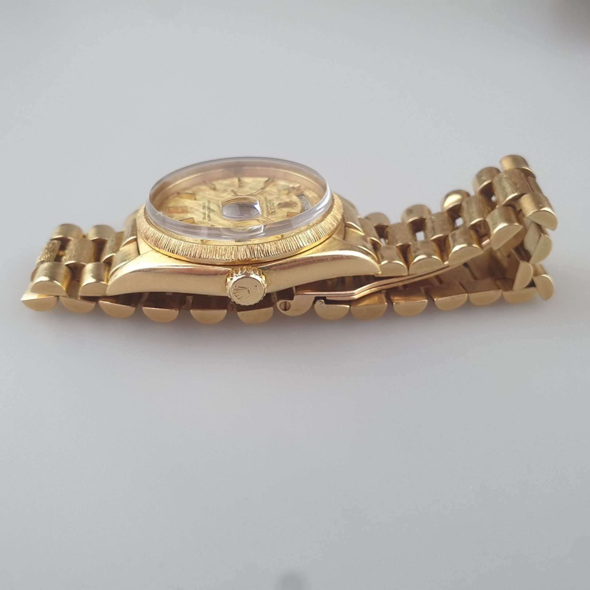 Rolex-Herrenarmbanduhr - "Day-Date", Gehäuse 18K-Gelbgold , 1807 Borke, Automatik, goldfarbenes Zif - Image 3 of 9
