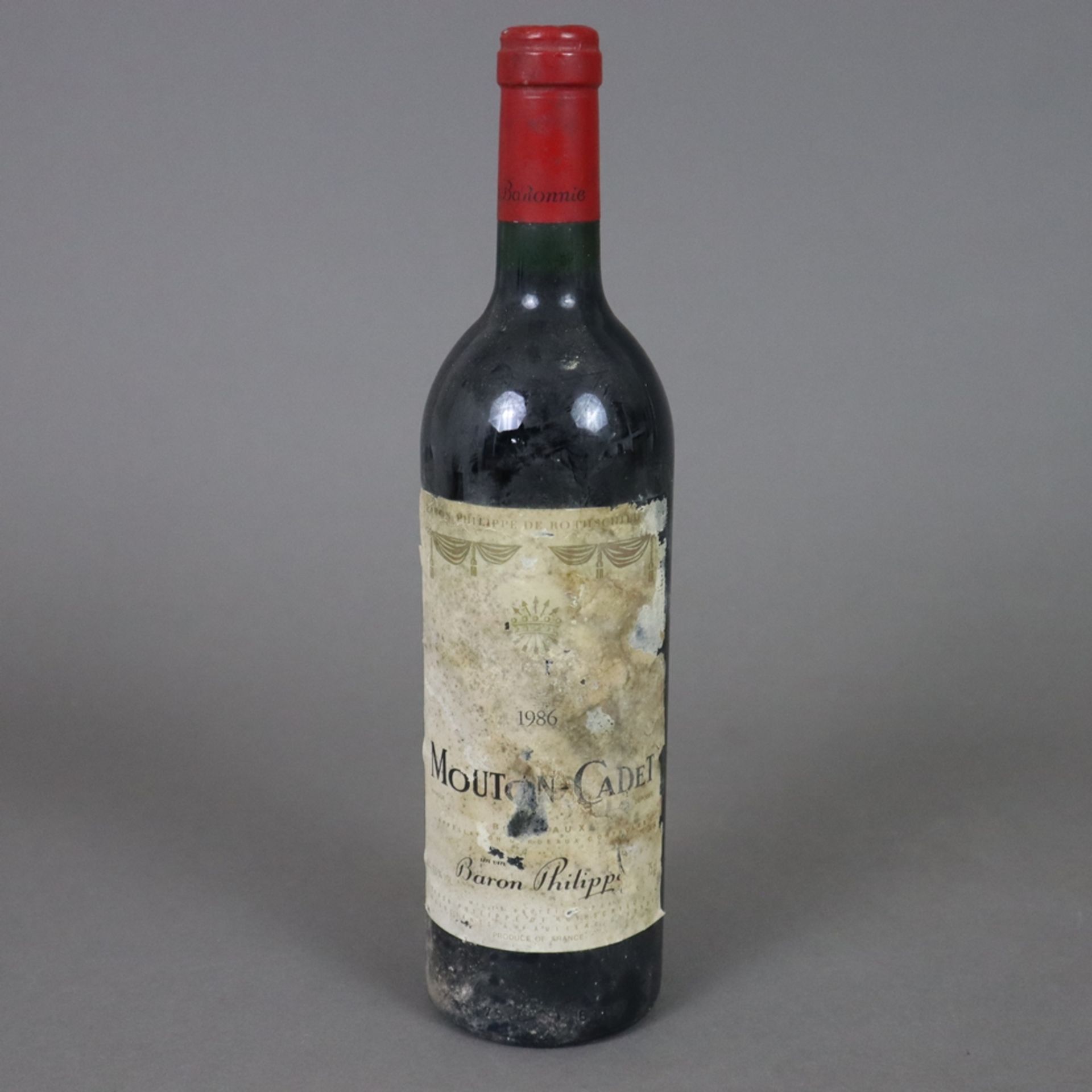 Wein - 1986 Baron Philippe de Rothschild Mouton Cadet, France, 0,7 L, Flasche verschmutzt, Etikett