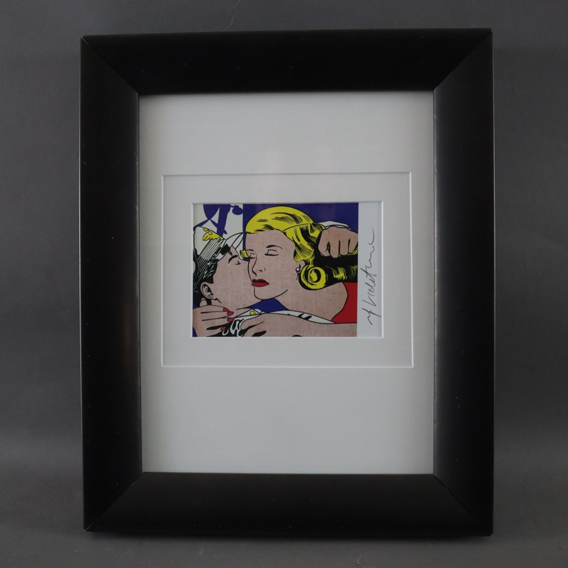 Lichtenstein, Roy (1923 - New York - 1997) - "The Kiss" (1962), handsignierte Kunstpostkarte, Multi - Bild 2 aus 4