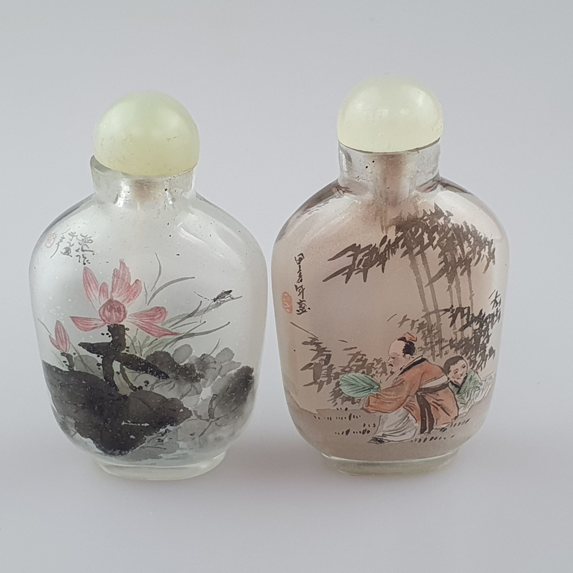 Zwei Snuffbottles - China, 20. Jh., abgeflachte Rouleau-Glaswandungen, beidseitige sehr feine Innen - Image 4 of 5