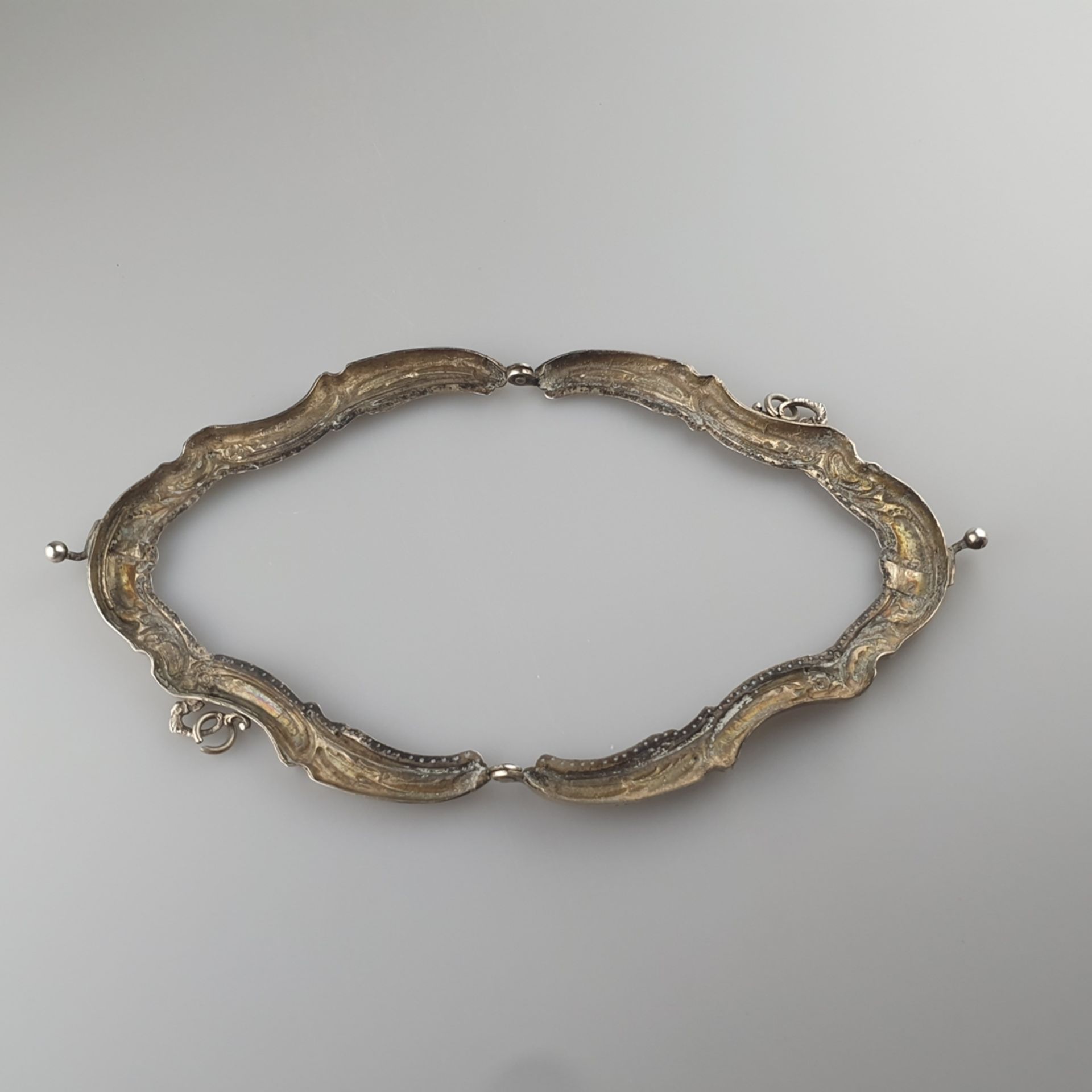 Taschenbügel für eine Abendhandtasche - Silber 800/000, gestempelt „Halbmond Krone 800 S“, geschwei - Bild 5 aus 8