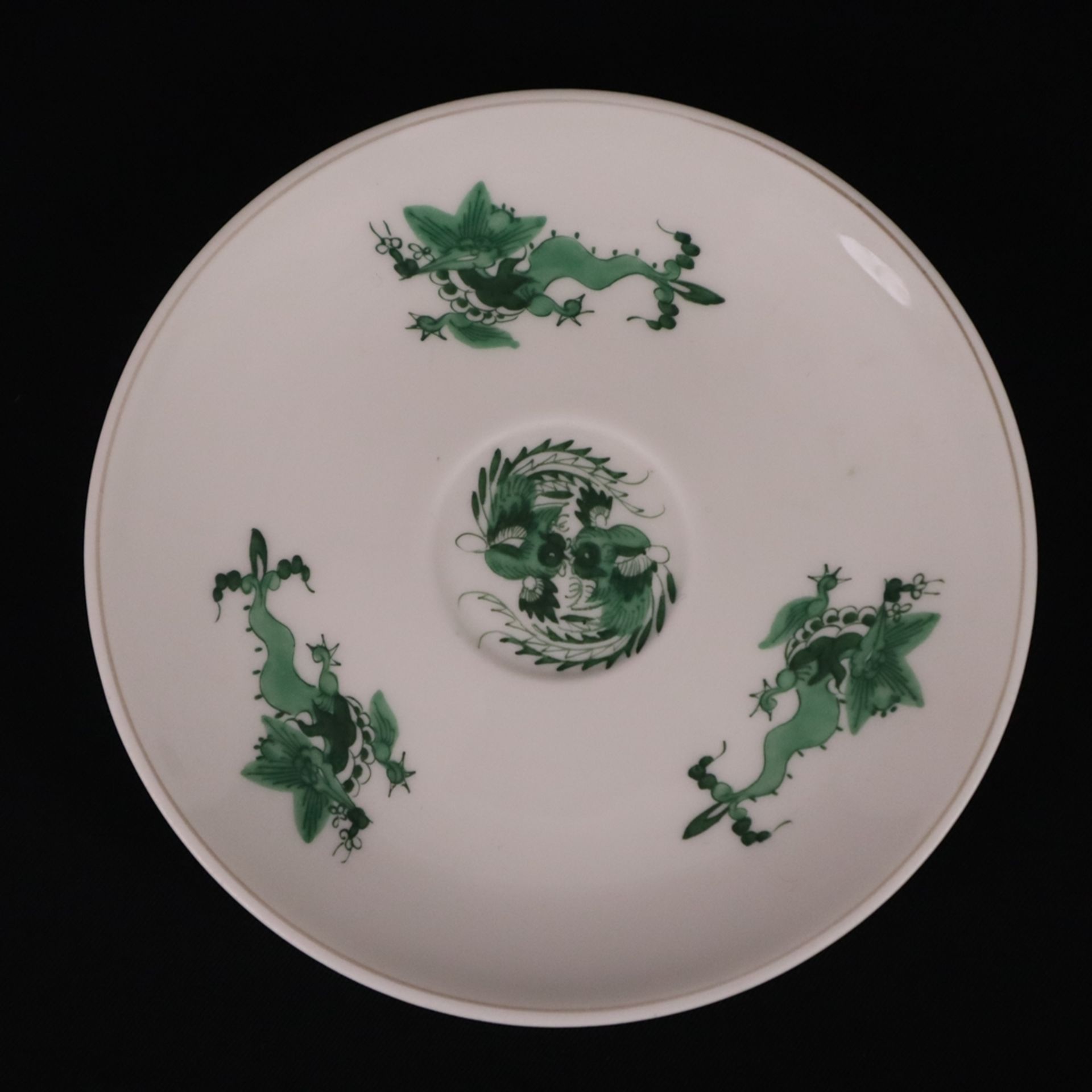 Mokkatasse mit Untertasse - Meissen, Porzellan, Dekor "Ming-Drache" in Grün und Grau, glatte Form m - Bild 4 aus 6