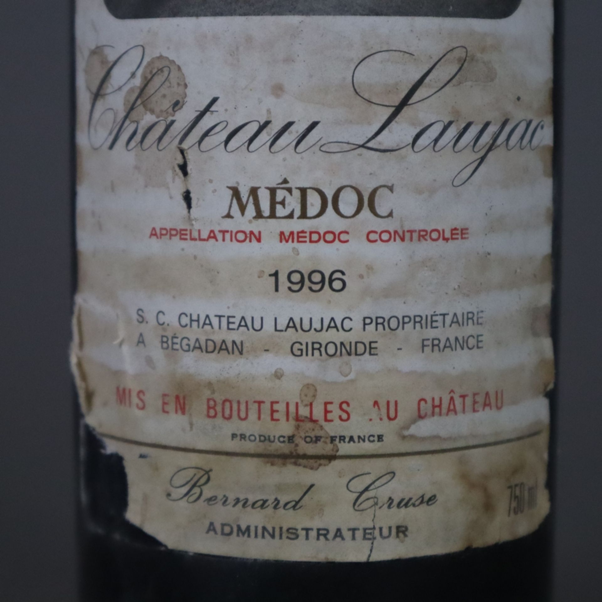 Wein - 1996 Château Laujac, Médoc, France, 0,7 L, Flasche verschmutzt, Etikett stark beschädigt - Image 6 of 6