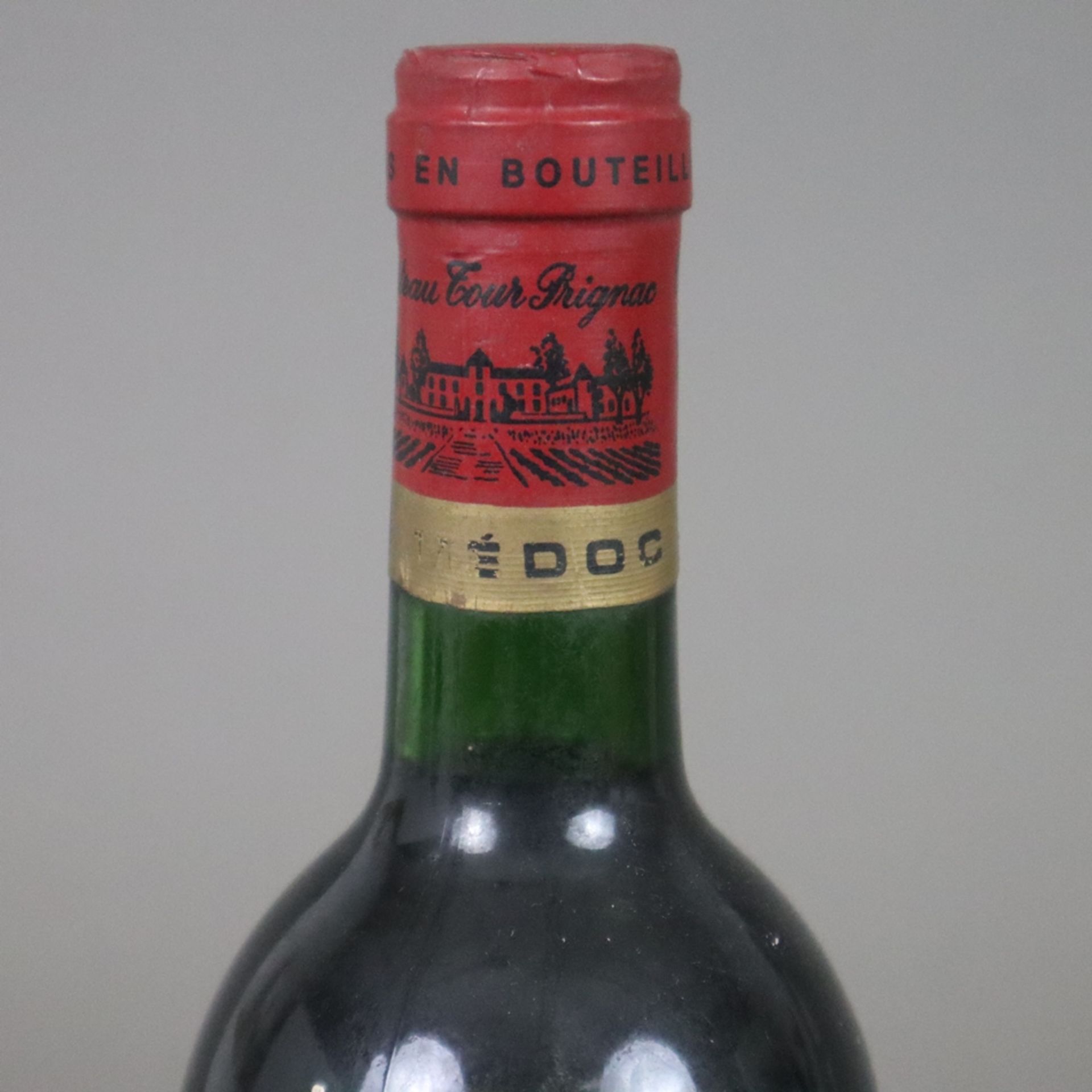 Wein - Château Tour Prignac Médoc, France, 0,7 L, Flasche verschmutzt, Etikett stark beschädigt, Fe - Image 3 of 4