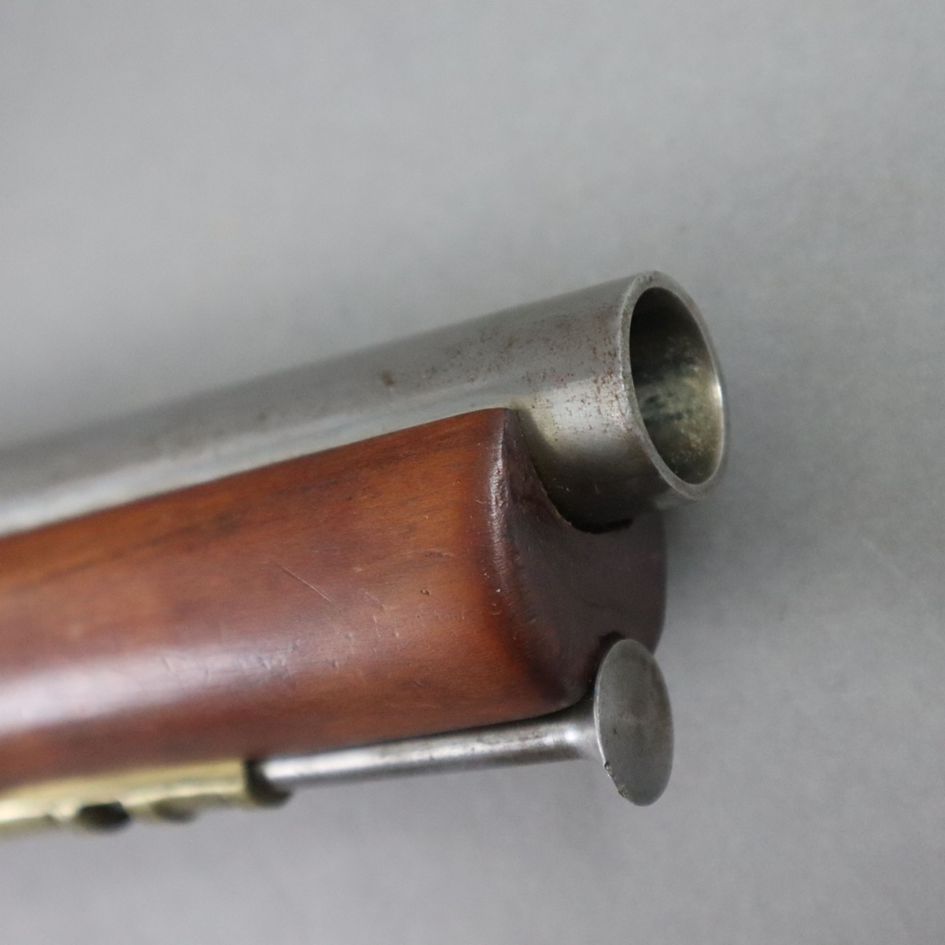 Steinschlosspistole - japanische Replik einer englischen Pistole, runder glatter Lauf, Schlossteile - Bild 9 aus 11