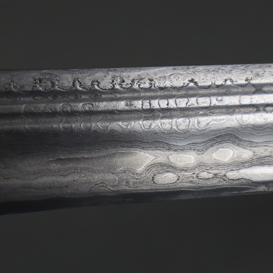 Talwar - Indien, 19.Jh., breite Klinge aus Damaszener Stahl, gerillte Rückenklinge mit zweischneidi - Image 4 of 6