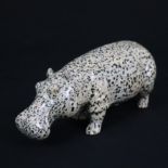 Tierplastik Nilpferd - Dalmatinerstein, geschnitzt, glatt poliert, Glasaugen, vollplastische natura