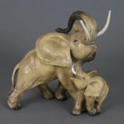 Cacciapuoti, Guido (1892 Neapel-1953) - Elefantenpaar, Italien, 20. Jh., Keramik, hellbraun staffie