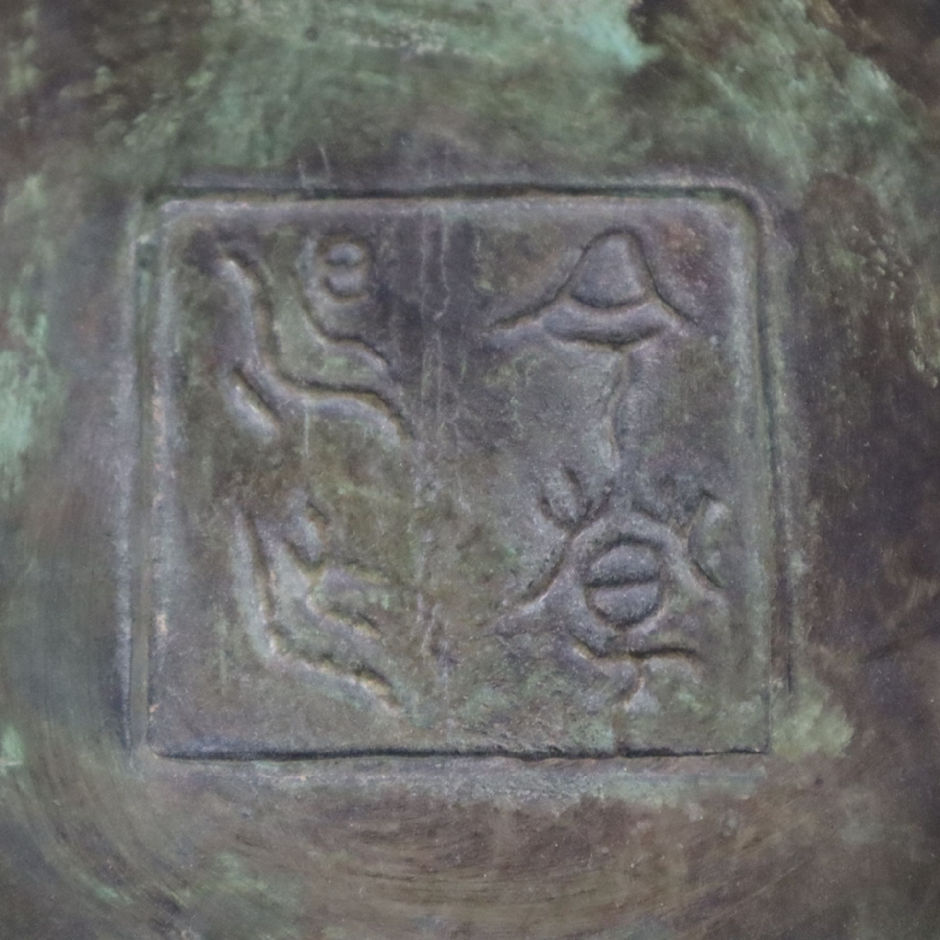 Räucherschale mit Deckel - China, Bronze mit Resten der Vergoldung, halbkugelige Schale auf Standri - Bild 13 aus 14