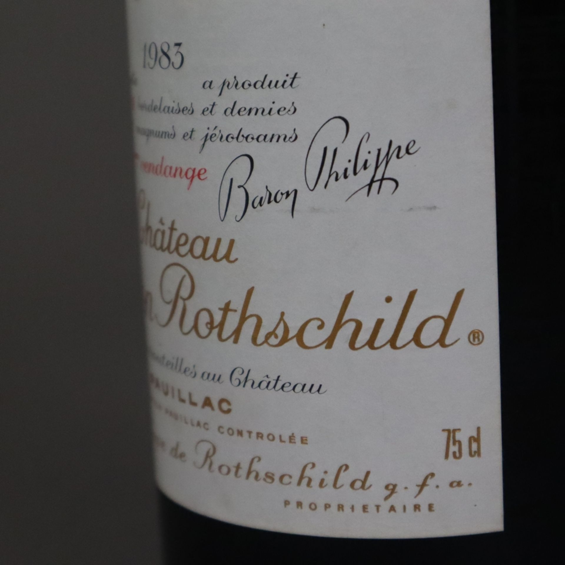 Wein - 1983 Château Mouton Rothschild, Pauillac, France, 75 cl., Füllstand: Lower Mid Shoulder, Eti - Bild 8 aus 8
