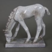 Tierfigur "Grasendes Pferd"- Karlsruher Majolika, Entwurf: Else Bach (1899 Heidelberg -1950 Pforzhe