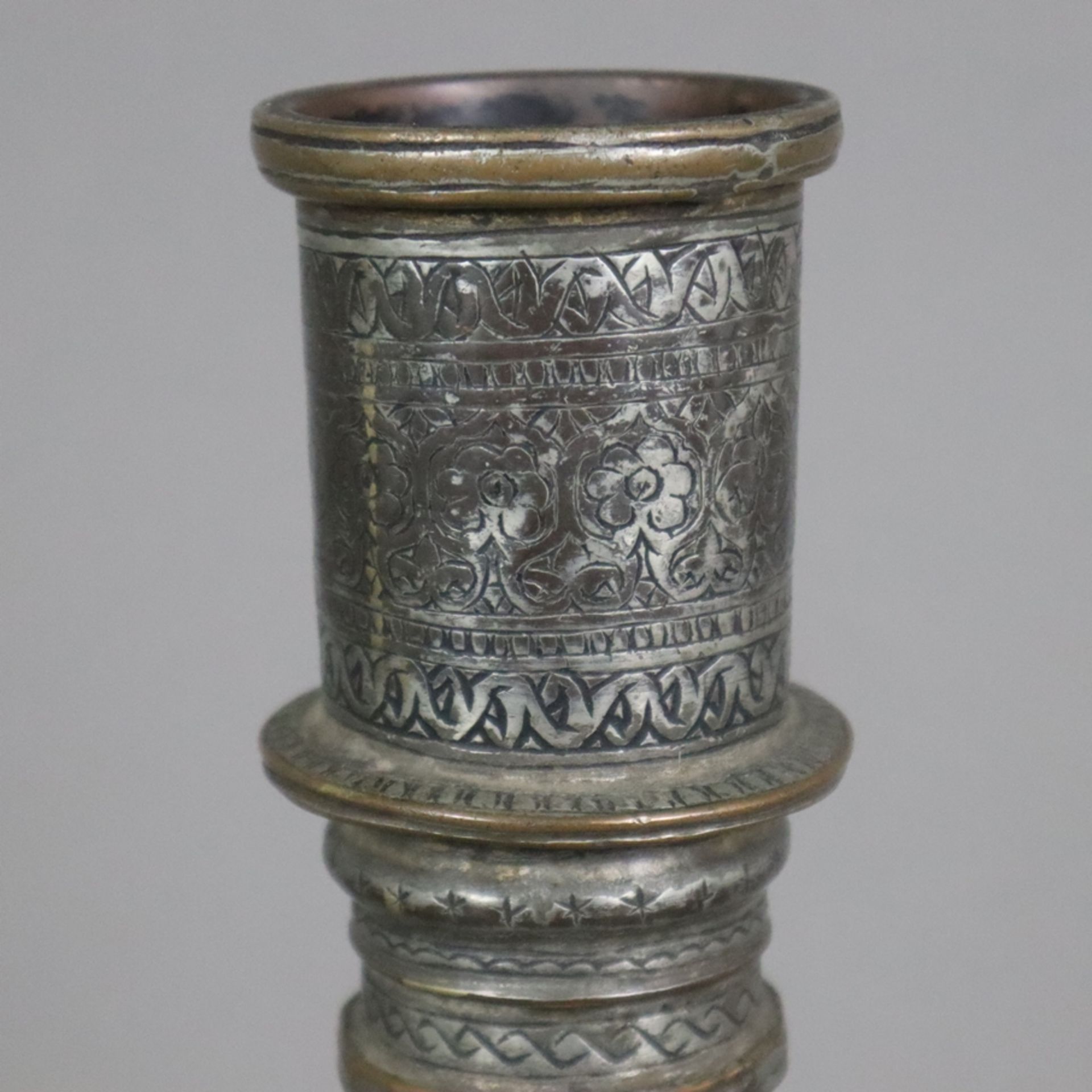 Vase - indopersisch, Kupfer versilbert / verzinnt?, birnförmige Vasenform am Hals durch Ringe gegli - Bild 2 aus 9