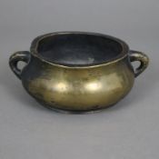 Weihrauchbrenner aus Bronze - China, Qing-Zeit, unregelmäßig runde Form da herstellungsbedingt verz